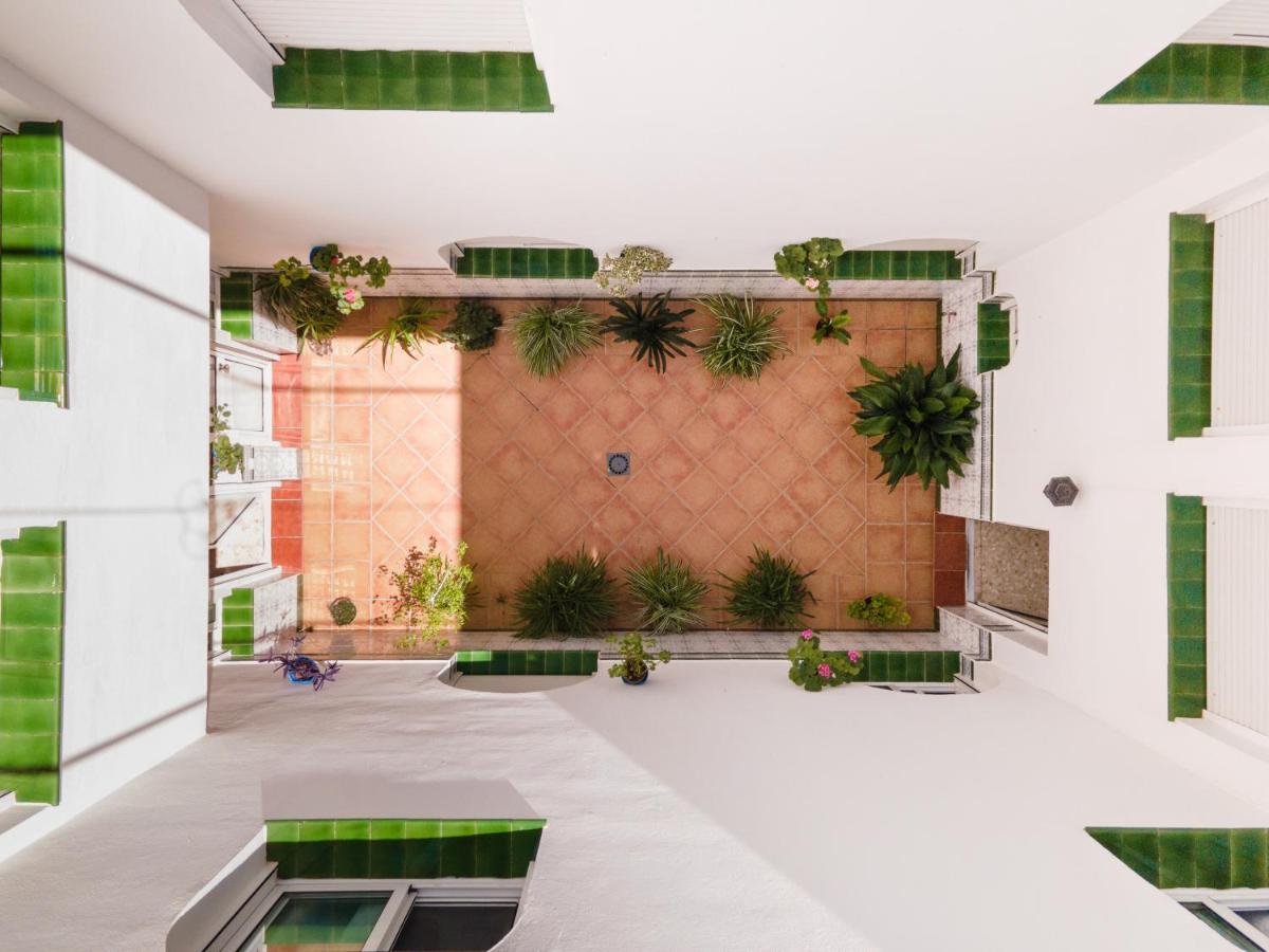 Hostal Patio Andaluz Punta Umbria Exterior photo