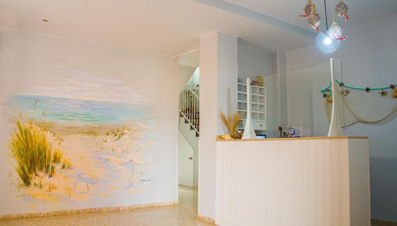 Hostal Patio Andaluz Punta Umbria Exterior photo